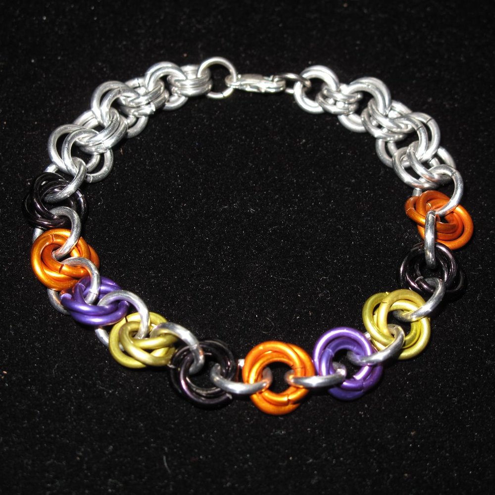 CHAINMAIL BRACELET - MOBIUS WEAVE